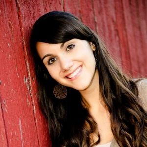 Meet your Posher, Lia